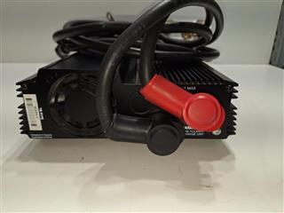 XANTREX PROWATT 1750 PRO WATT TO AC POWER INVERTER 2 GFCI RECEPTACLE